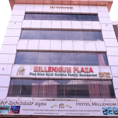 Millennium Plaza Hotel Kammasandra Buitenkant foto