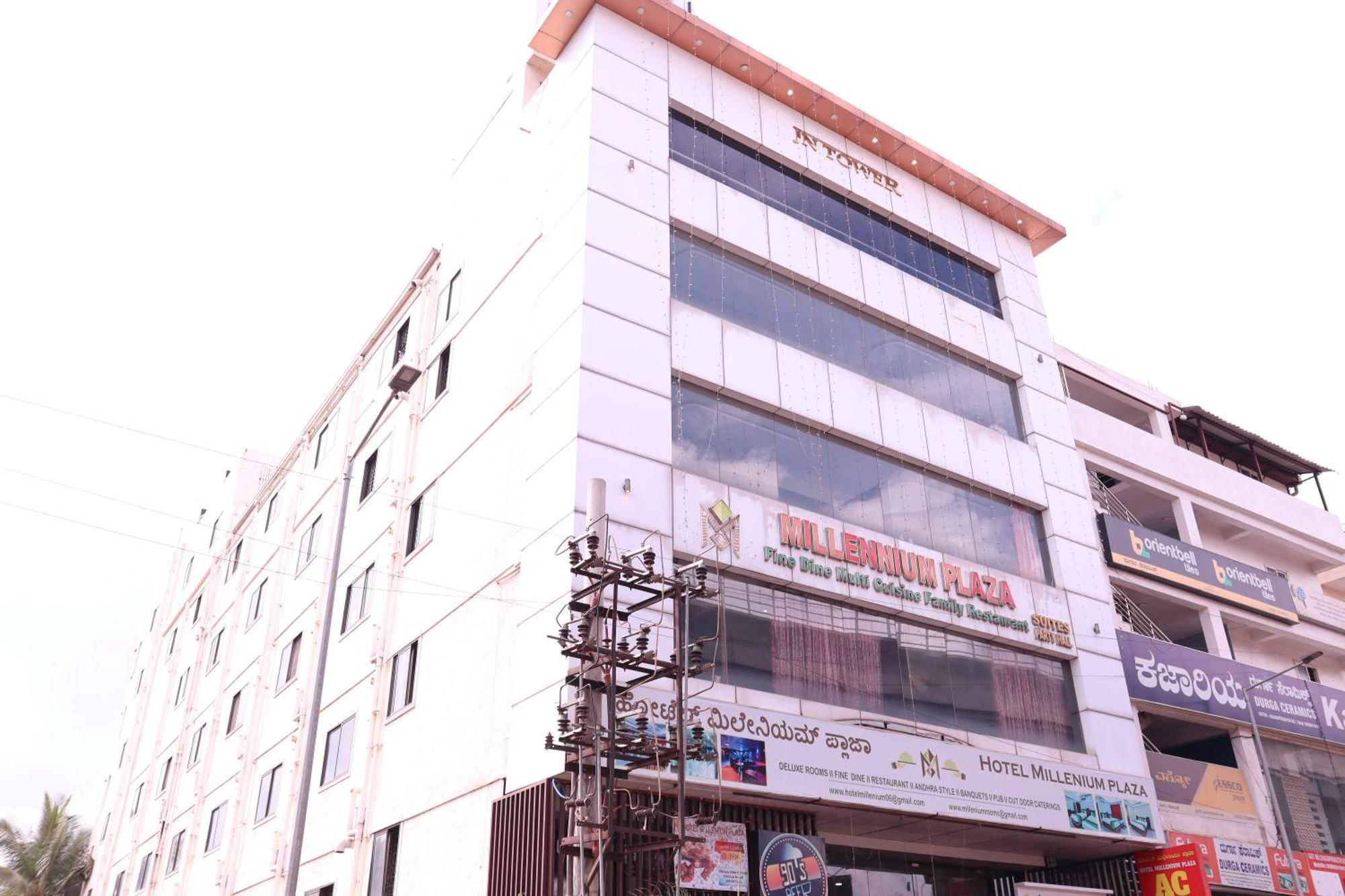 Millennium Plaza Hotel Kammasandra Buitenkant foto