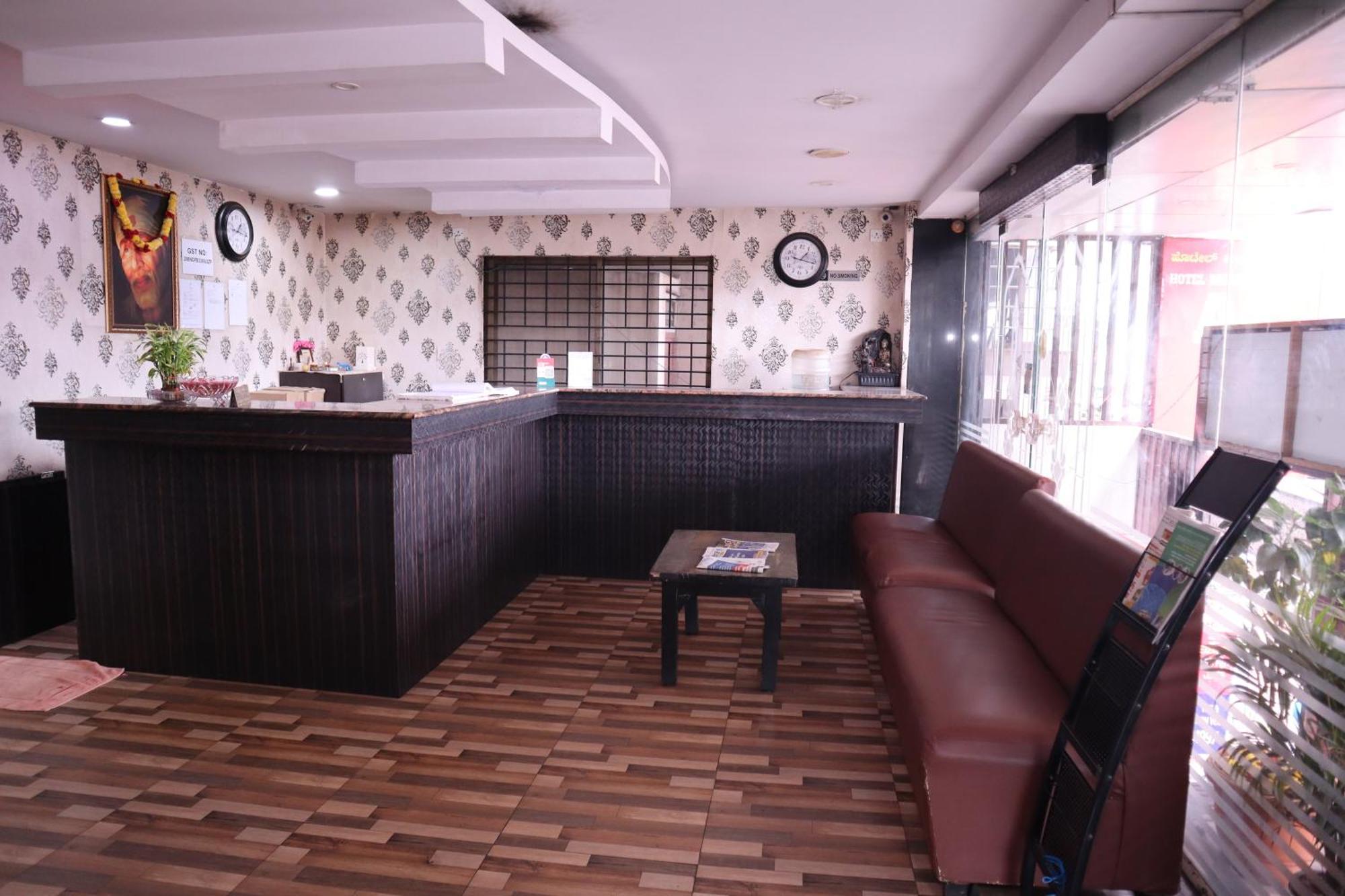 Millennium Plaza Hotel Kammasandra Buitenkant foto