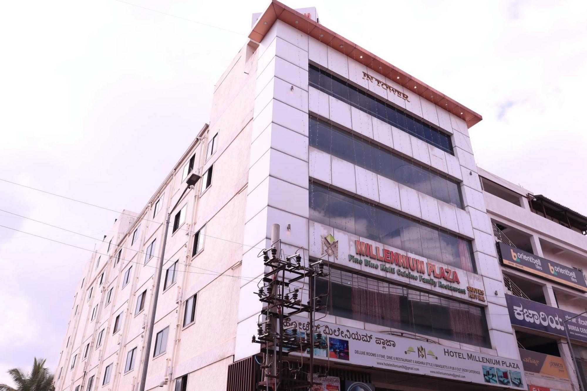 Millennium Plaza Hotel Kammasandra Buitenkant foto