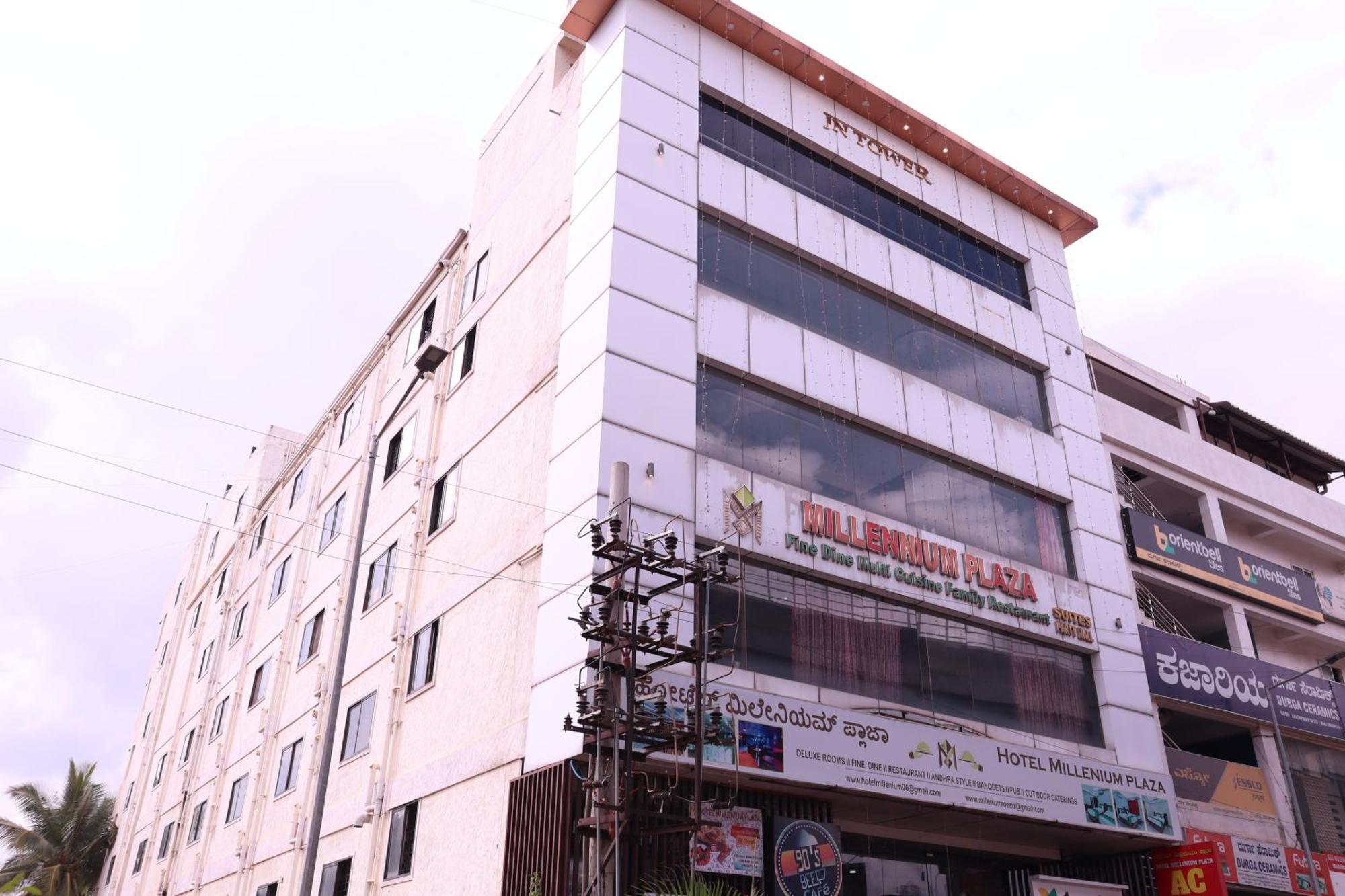 Millennium Plaza Hotel Kammasandra Buitenkant foto